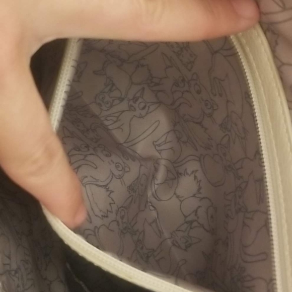 FINAL PRICE Loungefly Kikis Delivery Service Tote - Picture 11 of 14